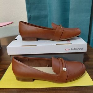Liz Claiborne Women's Tan Loafers